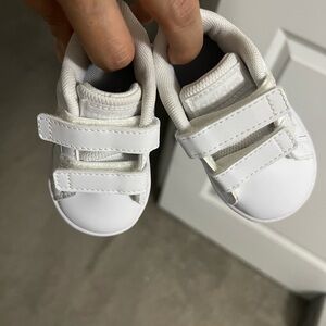 Baby shose